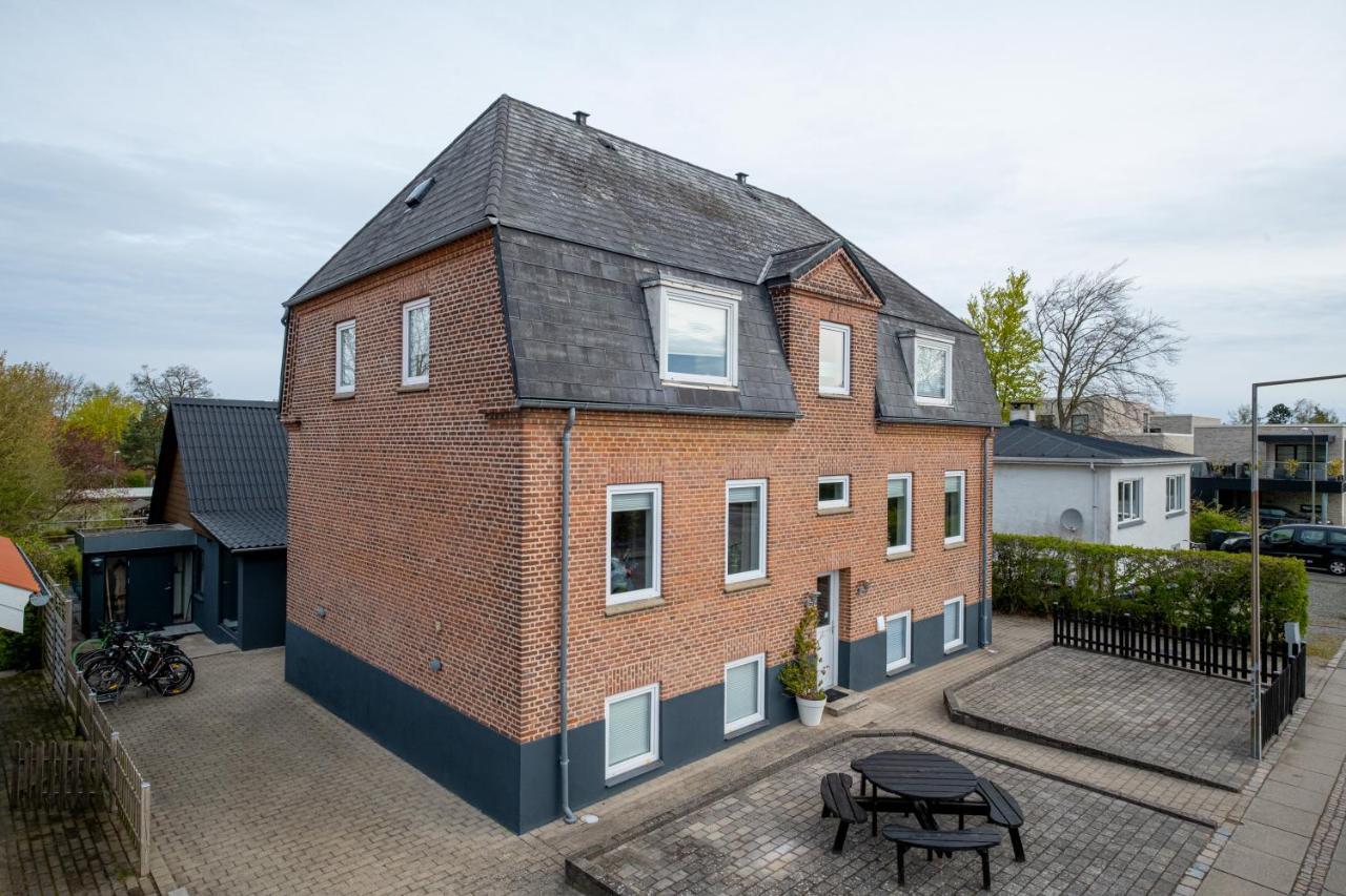 Newly Renovated 1-Bed Apartment In Aalborg Exterior foto